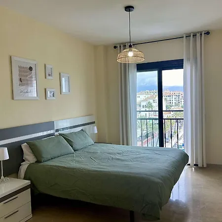 2105-apt 2 Bedrooms, On The Beach, Port View, Pool Manilva